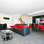 Villa Waikiki By Algarve Vacation