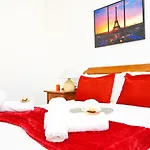 Villa Waikiki By Algarve Vacation